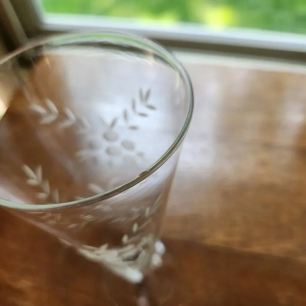 Clear Etched Beer Pilsner Champagne Flute Glass 16oz 9 1/4” Tall